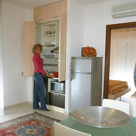 Mareo Hotel apartamentowy 3*