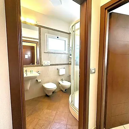 Mareo Aparthotel 3*