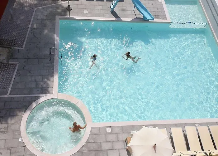 Mareo Lägenhetshotell Riccione