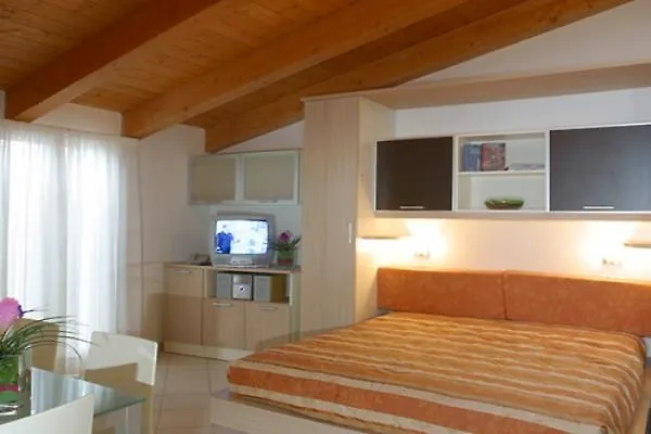 Aparthotel Mareo 3*